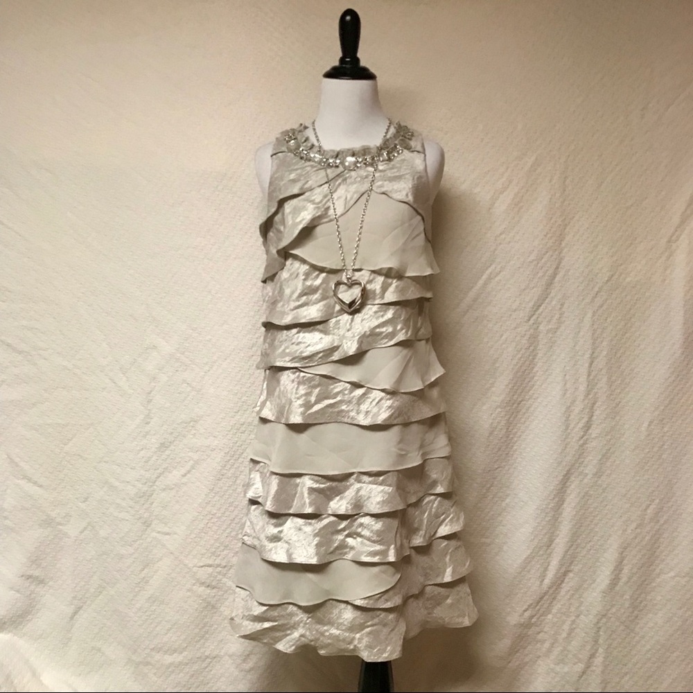 Dressbarn Collection - Picture 2 of 7